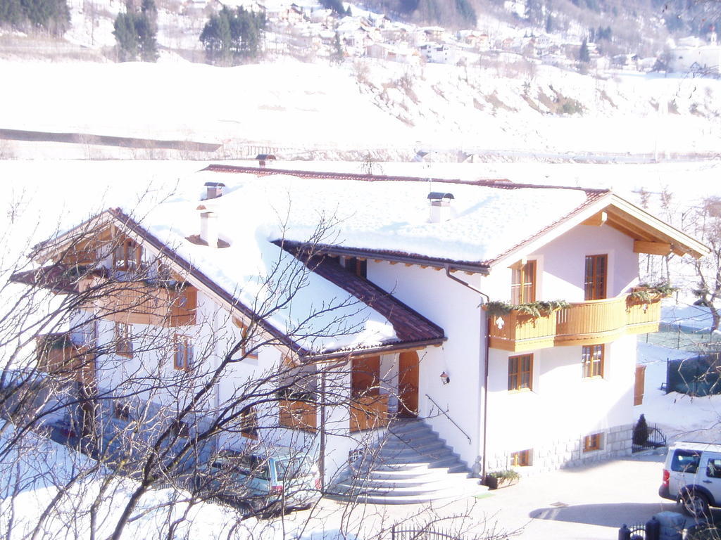 Villa Golf Пинцоло Екстериор снимка